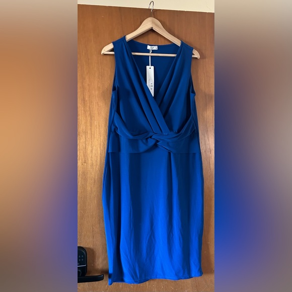 victoria leland designs Dresses & Skirts - Chic Blue Midi Dress